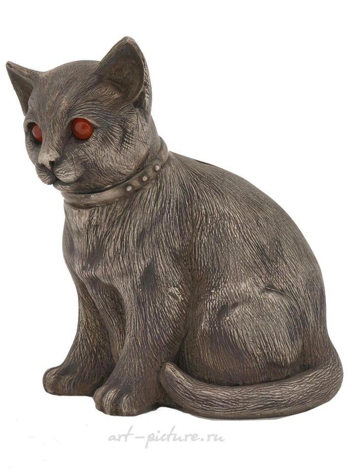 Русское серебро , Русская серебряная фигурка кошки с вырезанными узорами - копилка