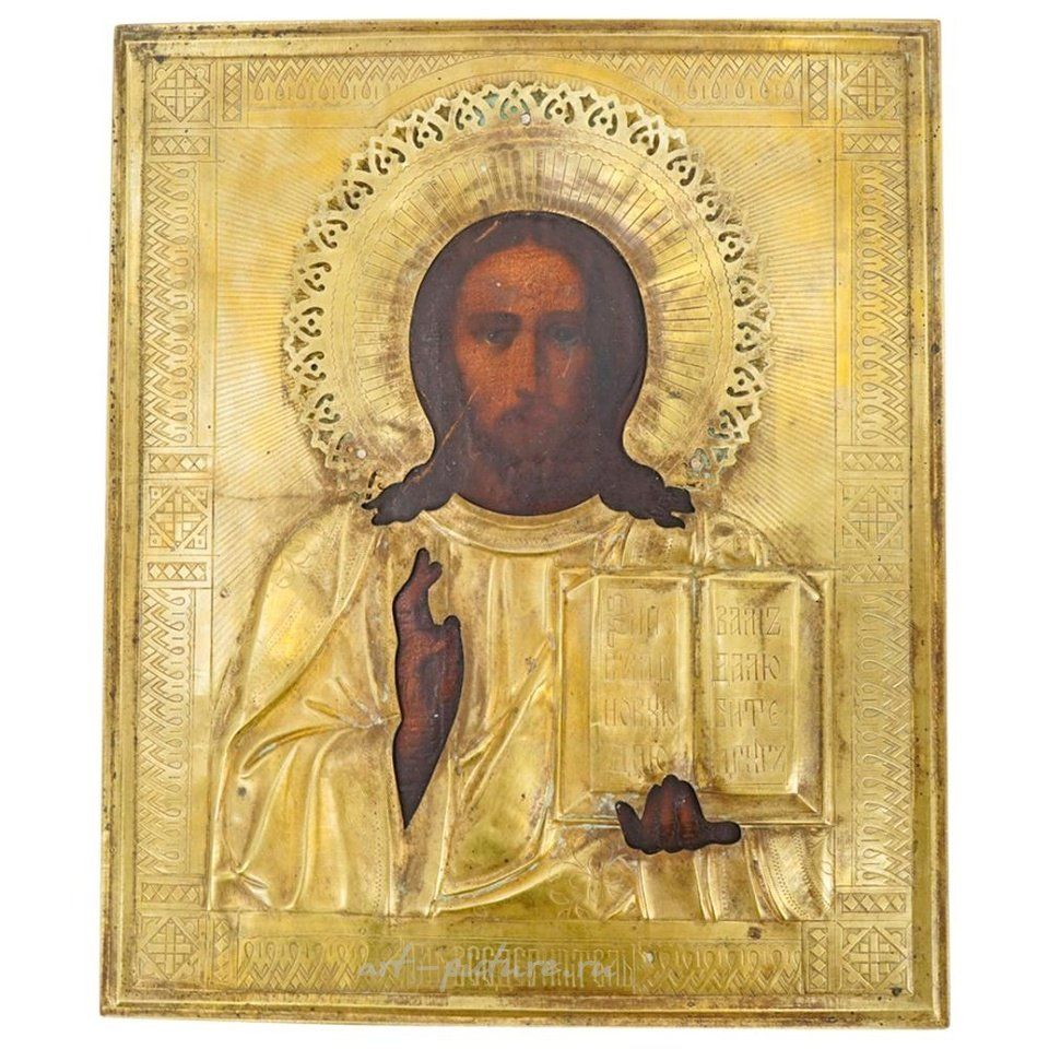 Русское серебро , Старинная русская икона, изображающая Иисуса Христа с молитвенником в руках