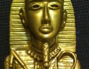 Tutankhamun figurine