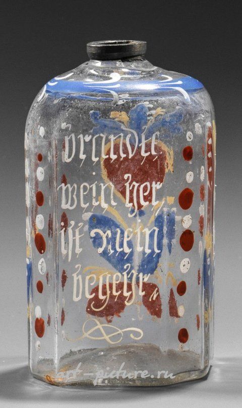 Бутылка с ликером: эмалевая роспись, сердечный узор и ландыши