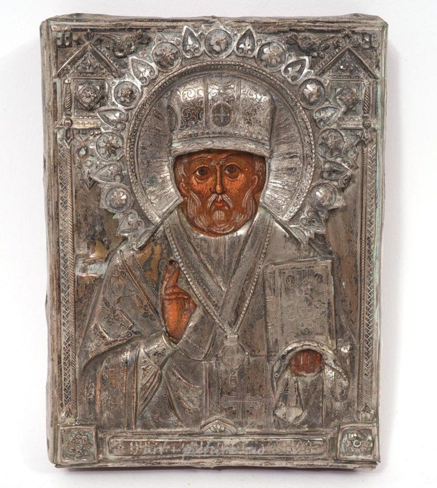 Русское серебро , Четыре русских иконы включают "Богородицу"