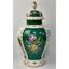 Пара стеклянных ваз Royal Vienna 19 века с ручной росписью и крышкой