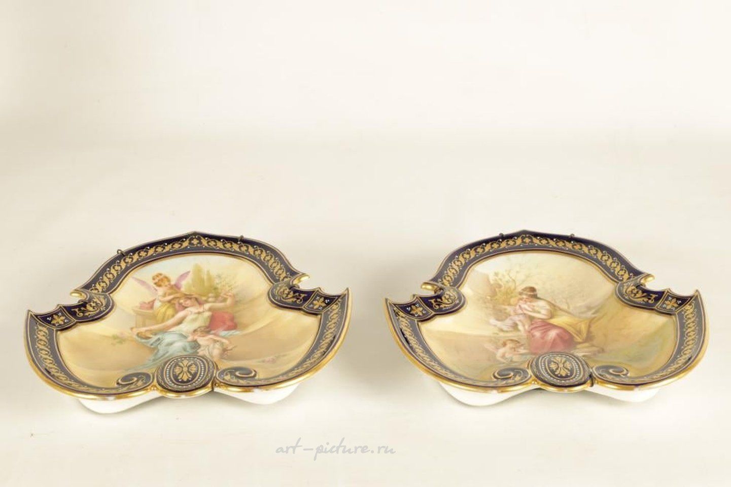 Royal Vienna Porcelain , DECORATIVE PAIR OF LATE 19TH CENTURY VIENNA STYLE HANGING WA...