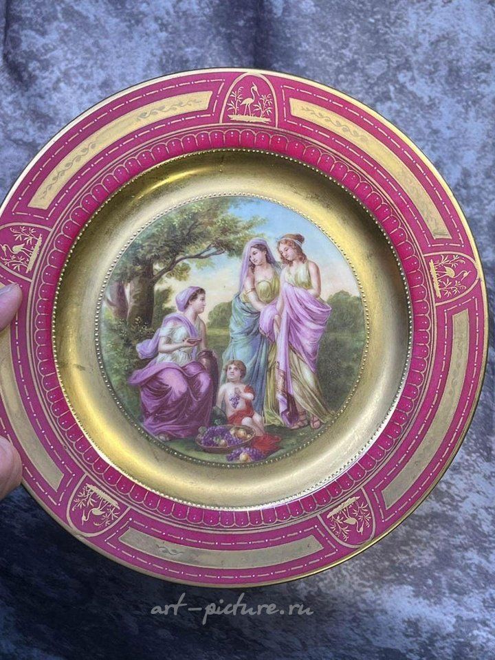 Royal Vienna Porcelain , 12 Royal Vienna Porcelain Plates