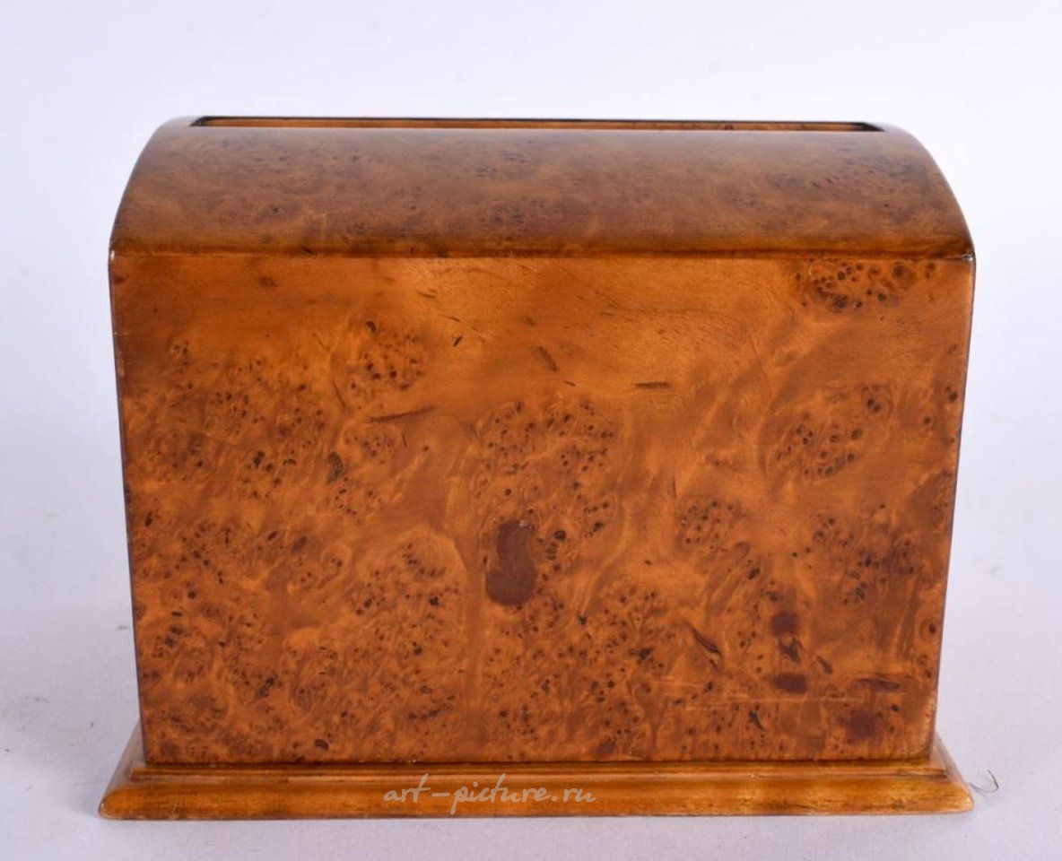 Русское серебро , Изысканная сигаретная коробка с раскладывающимся корпусом из орехового дерева