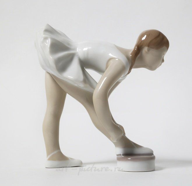 Фарфоровая статуэтка Балерина Bing Grondahl