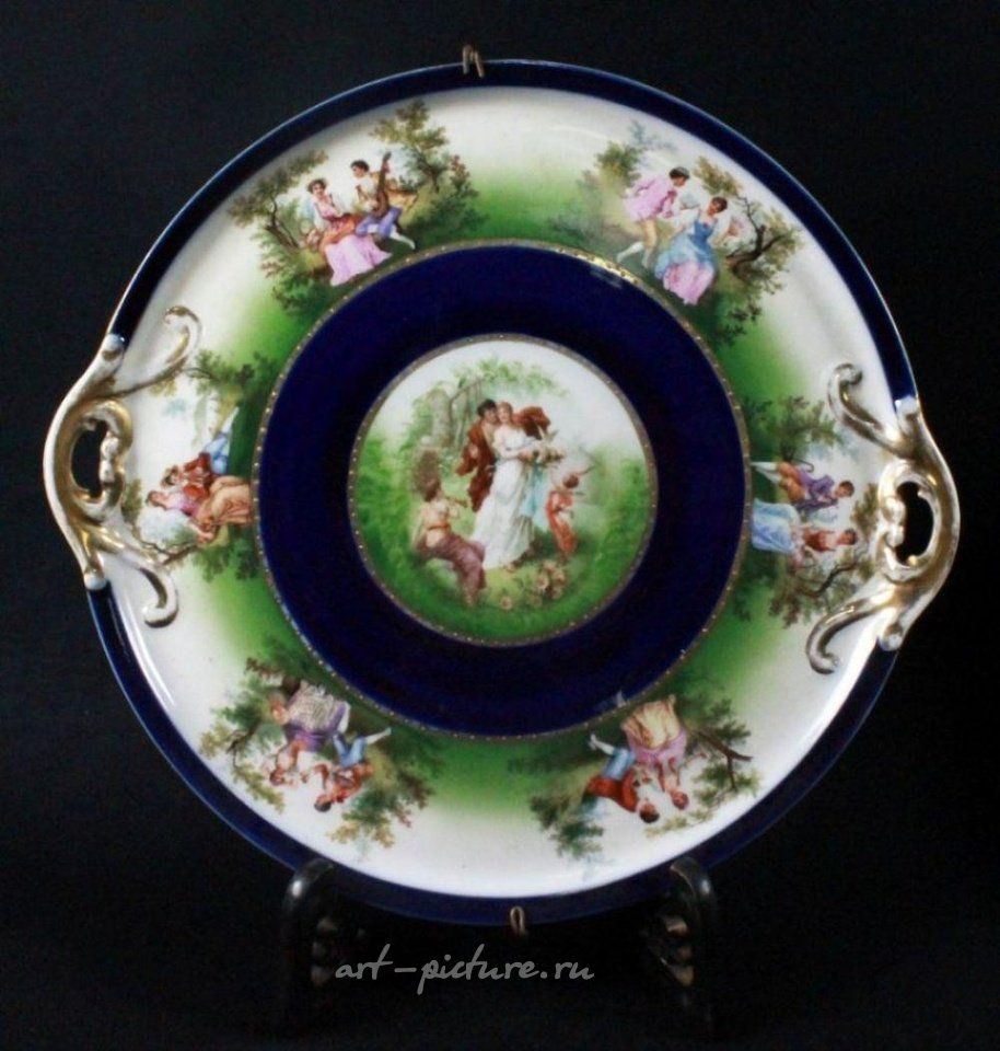 Royal Vienna Porcelain , Royal Vienna Charger Depicting Couples Courting