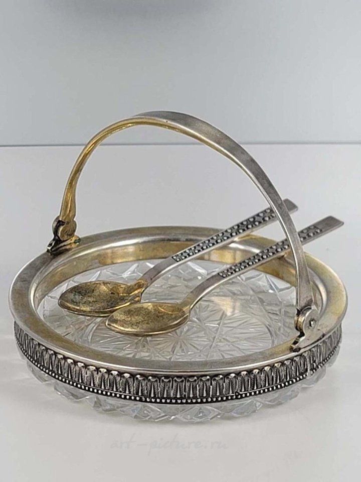 Русское серебро , Серебряный плетеный поднос для икры с хрусталем Баккара, 19 век