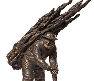 The old man with brushwood.1984. Bronze.50x15x50 cm. State Tretyakov Gallery