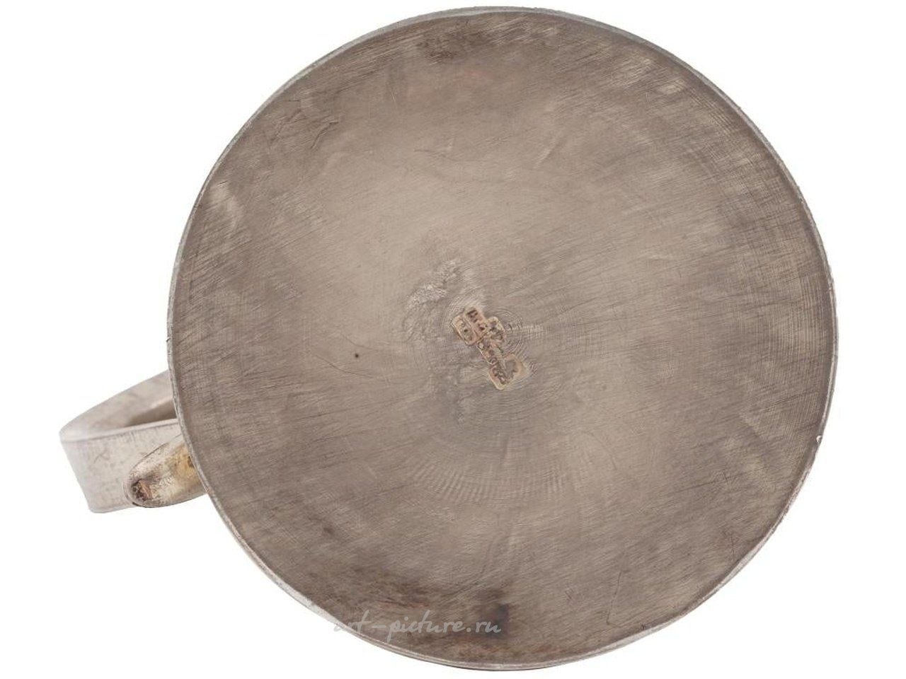 Русское серебро , Антикварная русская серебряная чарка с позолотой, около 1873 года