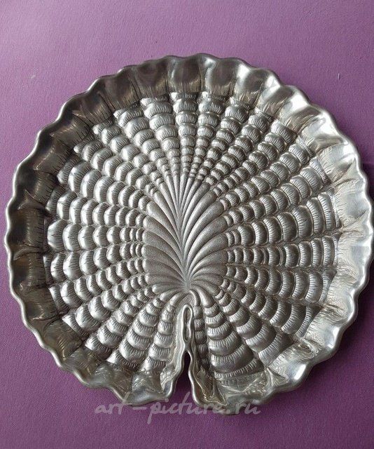 Серебряная тарелка лист водяной лилии Buccellati серебро 30 см.