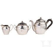 Русский серебряный чайный набор из трех предметов, Рига, мастер EB, 1864 год...