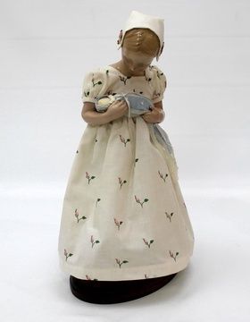 купить Годовая фарфоровая кукла Мария Mary​.​ Bing & Grondahl