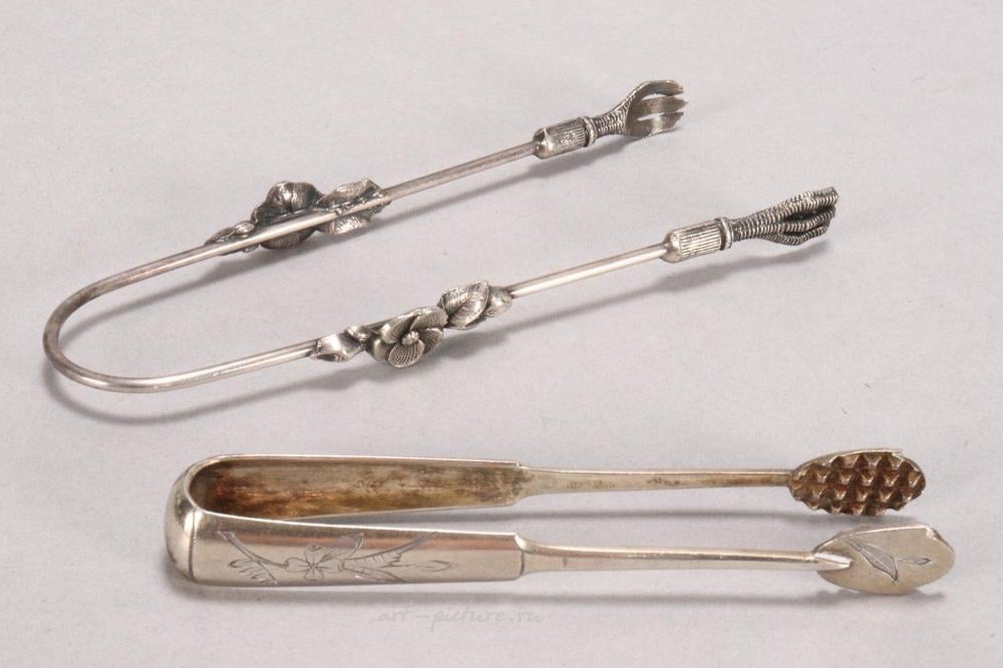 Русское серебро , Серебряные сахарные щипцы викторианского стиля