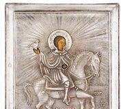 Русская икона святого Трифона в серебряном окладе для путешествий