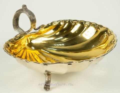 Russian silver, Candy bowl in the form of a shell. Silver 84.
