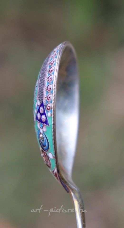 Русское серебро , Антикварная русская серебряная чайная ложка с эмалью в технике клоизонне и позолотой